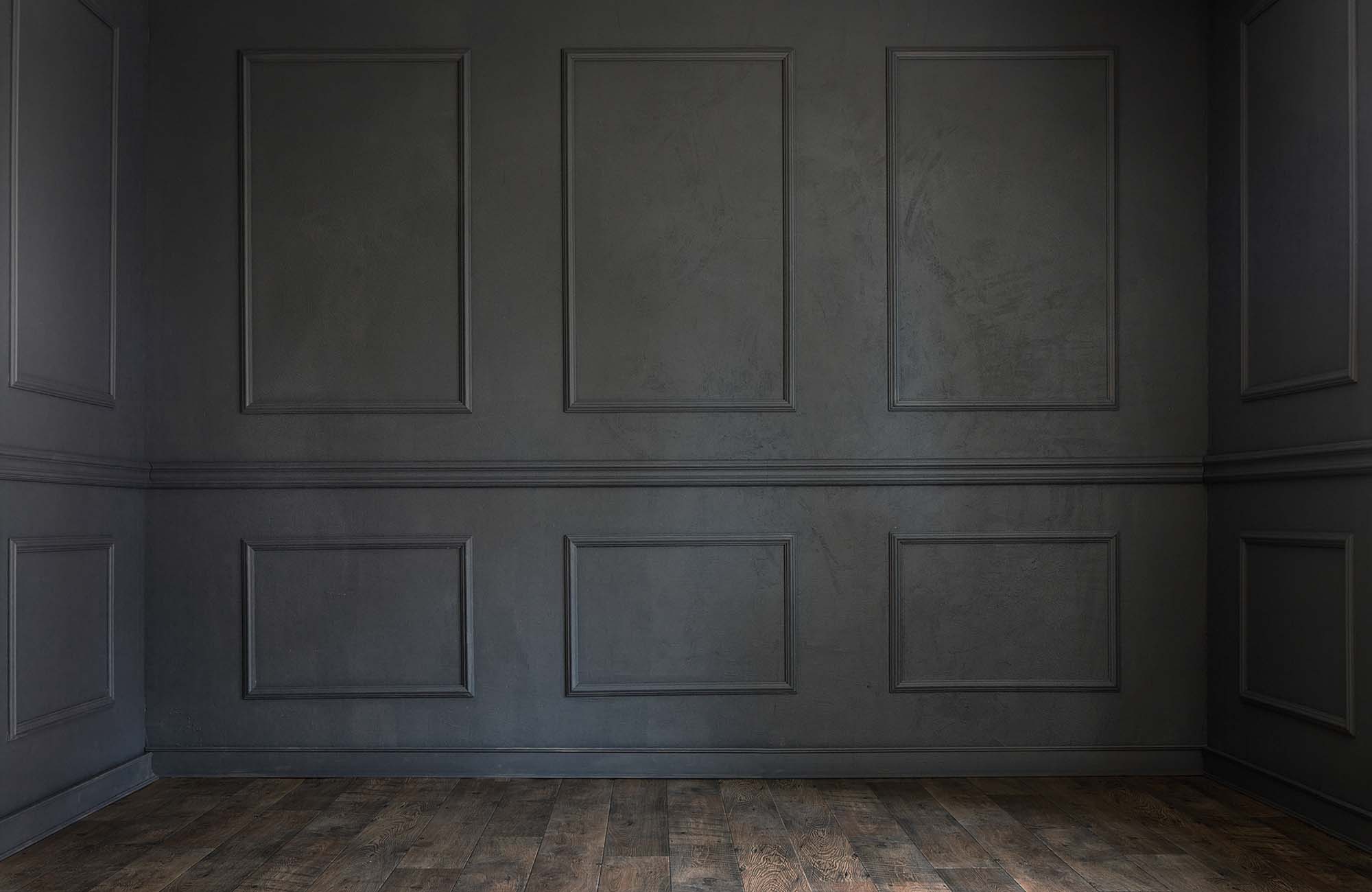 Grunge old empty room. Grunge old dark empty room with copy space